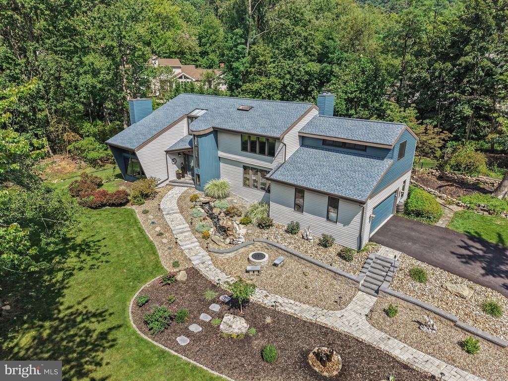 4076 ROSEWALL COURT , HARRISBURG, PA 17112
