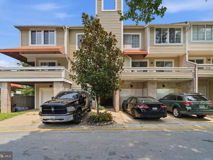 9843 Dockside Terrace , Gaithersburg, MD 20886 Main Photo