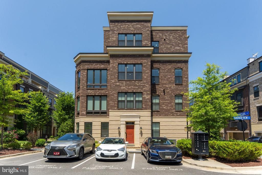 515 RIVERSAIL , NATIONAL HARBOR, MD 20745