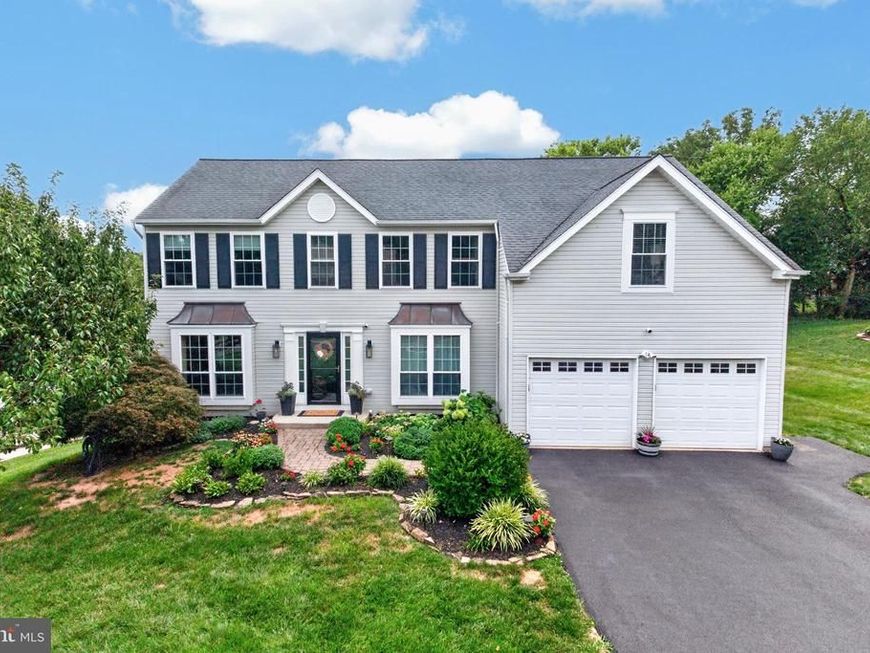 5009 Swan Drive, Phoenixville, PA 19460 Main Photo