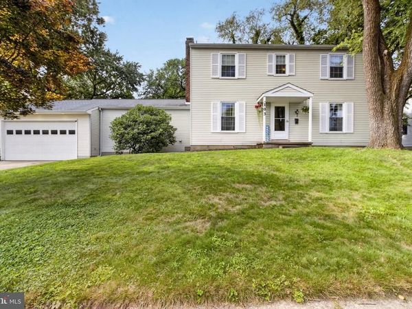 103 MERIDEN DRIVE , NEWARK, DE 19711