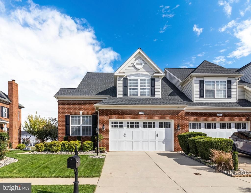 1002 LLANO DRIVE , LA PLATA, MD 20646