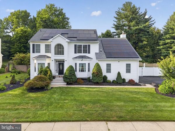 7 SARAH COURT, MONMOUTH JUNCTION, NJ 08852