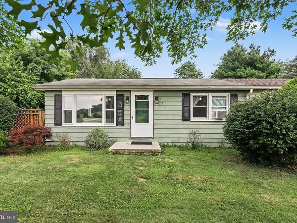 120 WATER STREET , FAIRFIELD, PA 17320