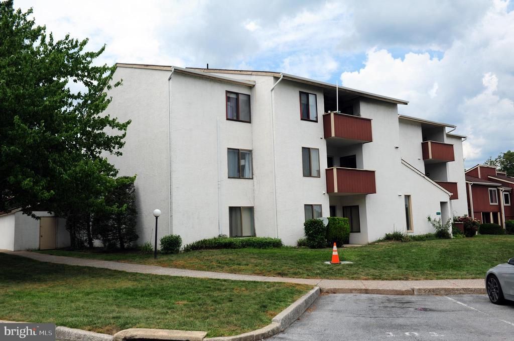 811 BRIAN DRIVE , ENOLA, PA 17025