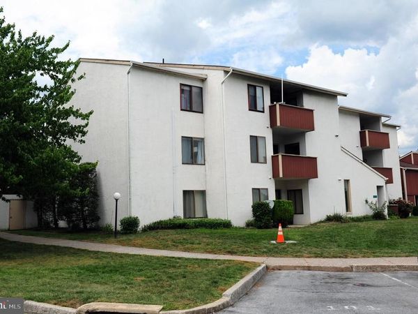 811 BRIAN DRIVE, Unit 301, ENOLA, PA 17025