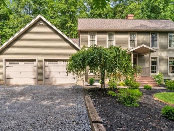 106 FLINTLOCK DRIVE , JERSEY SHORE, PA 17740
