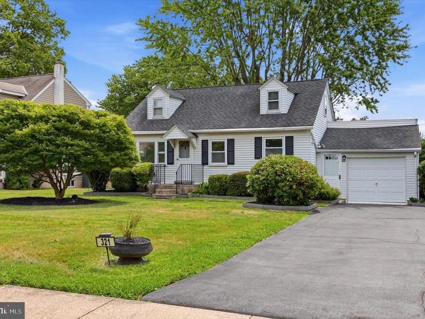 321 Clear Spring Road, Lansdale, PA 19446 Main Photo