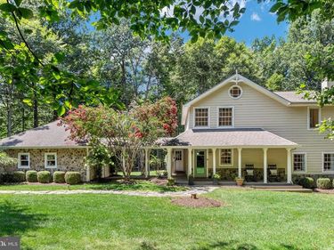 328 CANTERWOOD, GREAT FALLS, VA 22066
