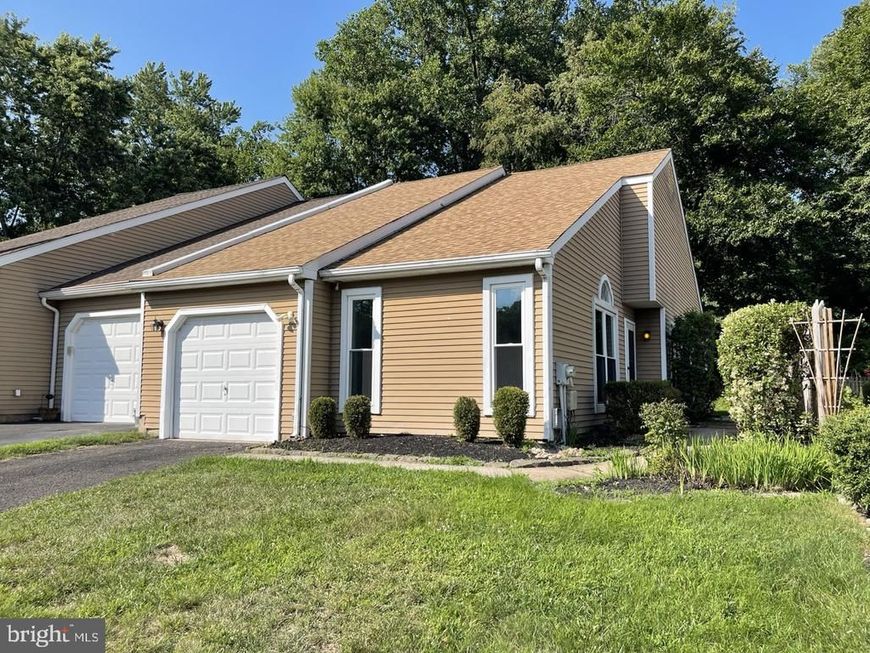 294 Woods Edge Place, Langhorne, PA 19047 Main Photo