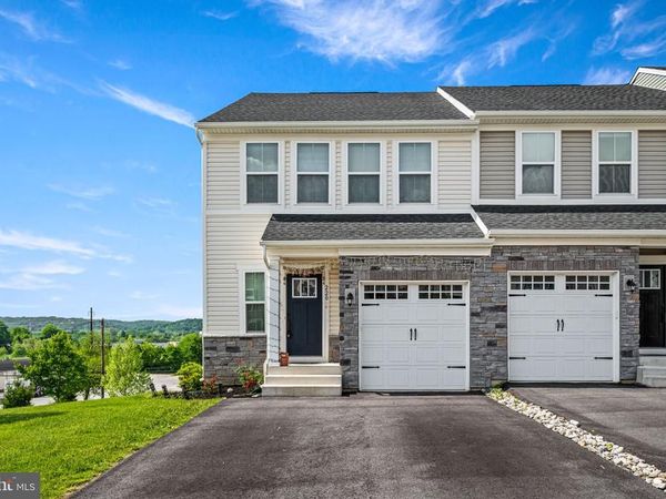 220 CHASE DRIVE , DOWNINGTOWN, PA 19335