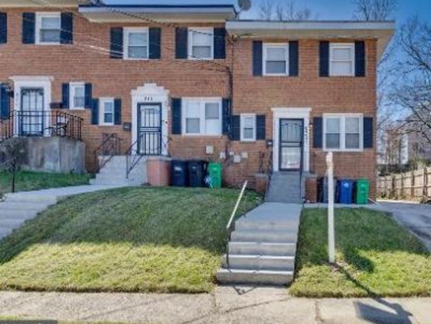 821 Maury Avenue, Oxon Hill, MD 20745 Main Photo