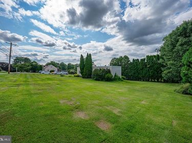 1416 STEEL ROAD, HAVERTOWN, PA 19083