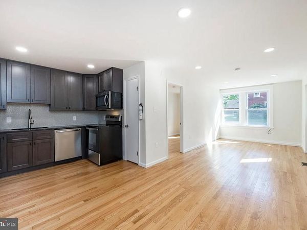554 MAIN STREET, Unit APT 5, ROYERSFORD, PA 19468