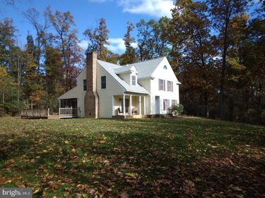 241 OAK HILL DRIVE , STEPHENS CITY, VA 22655