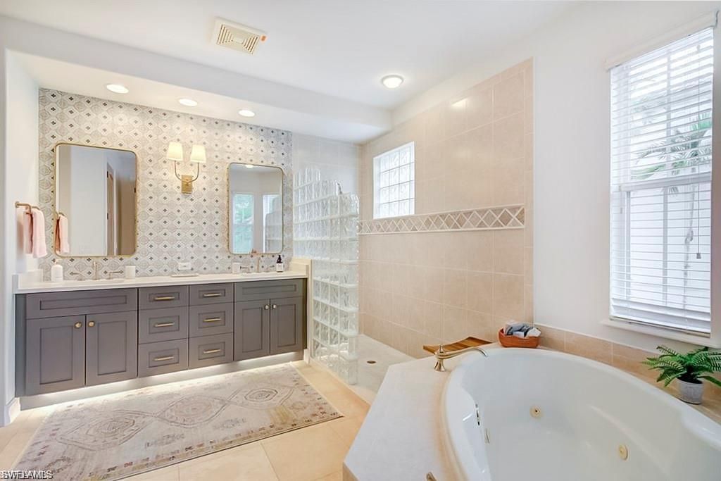 2855 Tiburon Blvd E, Unit 102, Naples, FL 34109 Photo