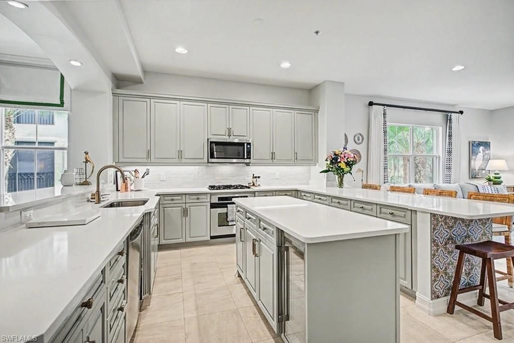 2855 Tiburon Blvd E, Unit 102, Naples, FL 34109 Photo