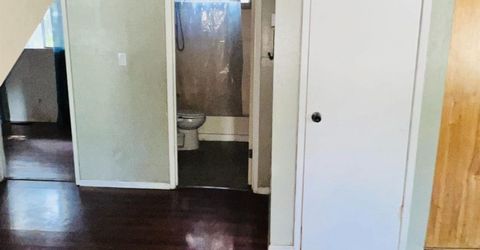 1100 E San Bernardino Ave, South Lake Tahoe, CA 96150 Photo
