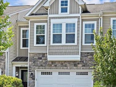 42350 BENFOLD SQUARE , BRAMBLETON, VA 20148
