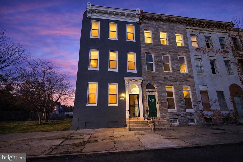 910 N ARLINGTON AVENUE , BALTIMORE, MD 21217