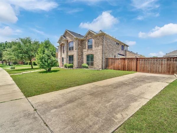 615 Lone Ridge Way, Murphy, TX 75094
