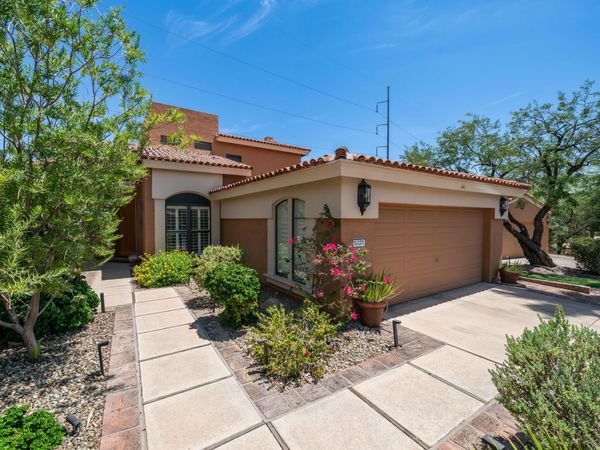 11225 N 11TH Place, Phoenix, AZ 85020