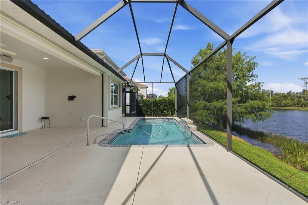 8618 Banyan Bay Blvd, Fort Myers, FL 33908 Photo