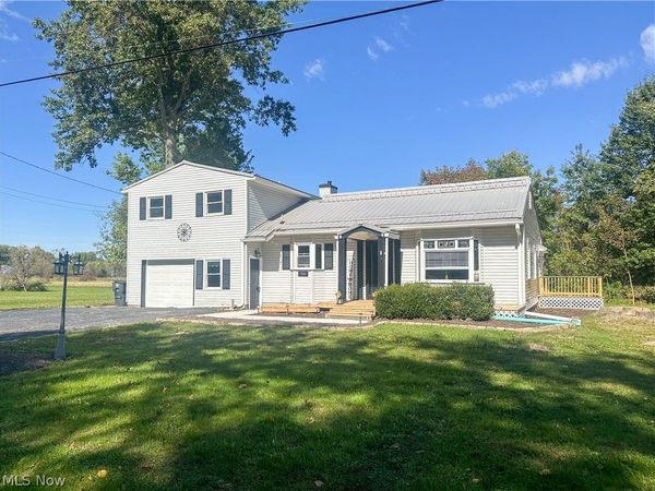 1365 Jewel Bay Road, Cortland, OH 44410