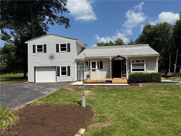 1365 Jewel Bay Road , Cortland, OH 44410