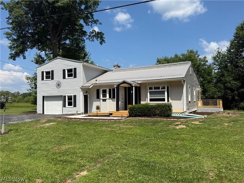 1365 Jewel Bay Road , Cortland, OH 44410 Photo 2