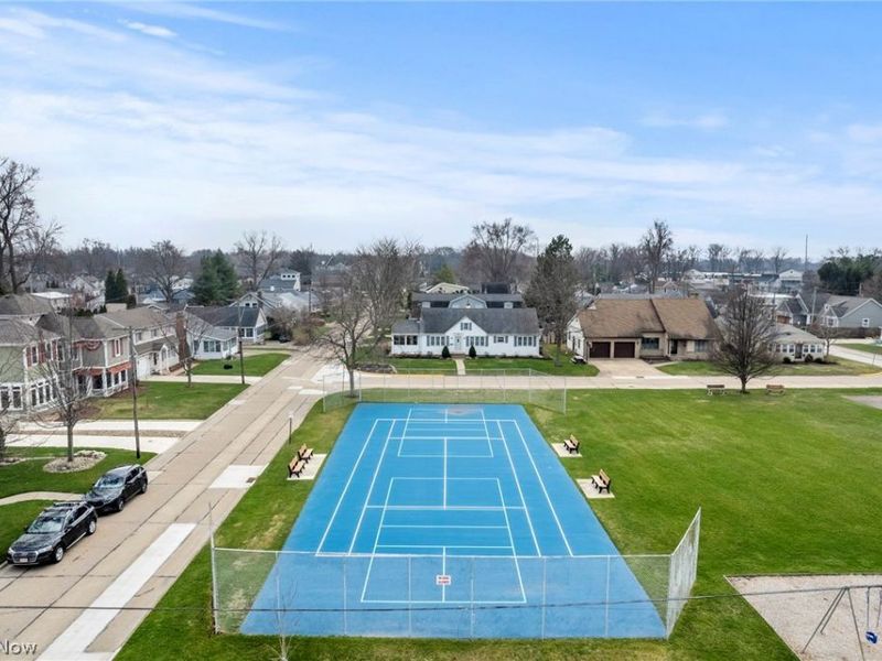 419 Miami Place , Huron, OH 44839 Photo 2