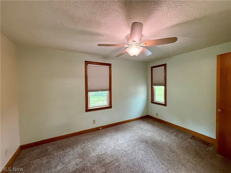 2476 Ravenna Avenue NE, East Canton, OH 44730 Photo 17