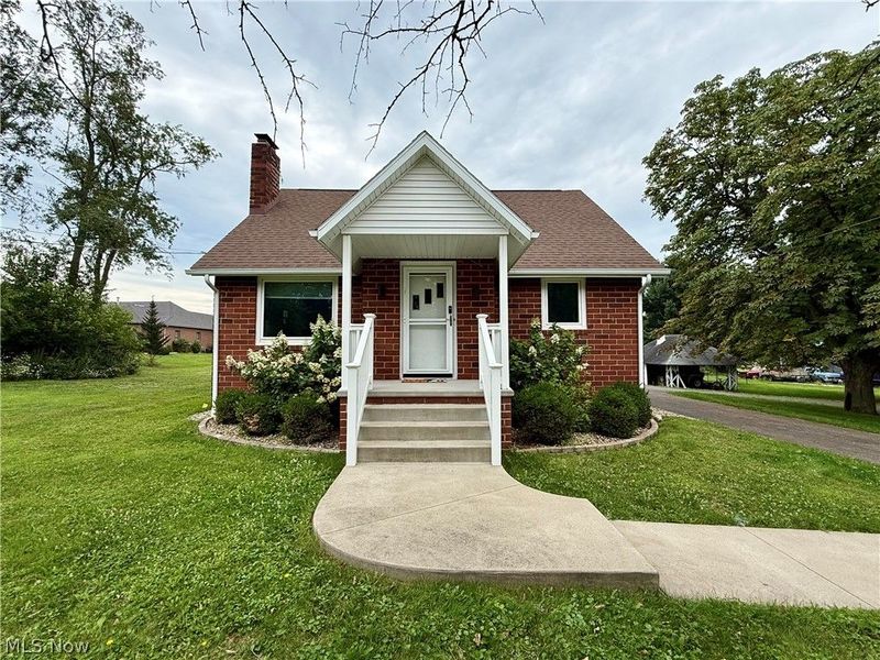 2476 Ravenna Avenue NE, East Canton, OH 44730 Photo 3
