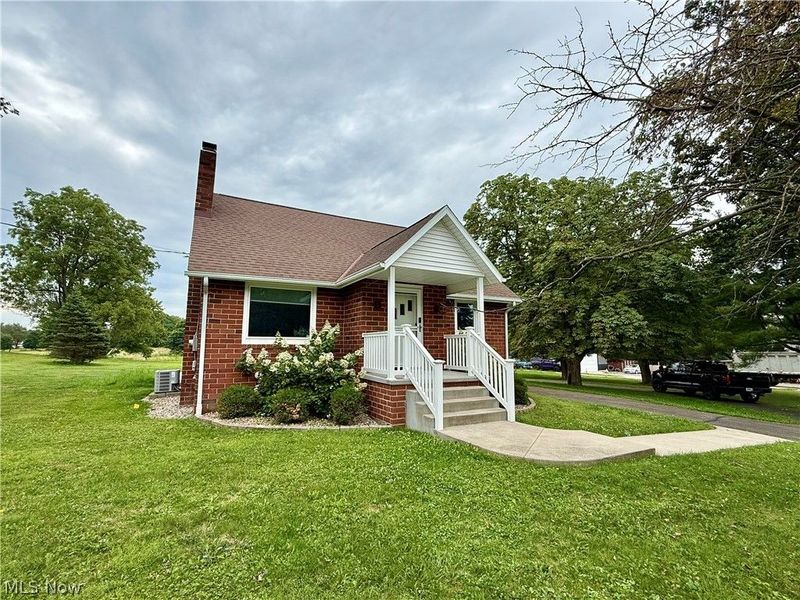 2476 Ravenna Avenue NE, East Canton, OH 44730 Photo 4