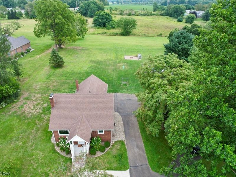 2476 Ravenna Avenue NE, East Canton, OH 44730 Photo 5