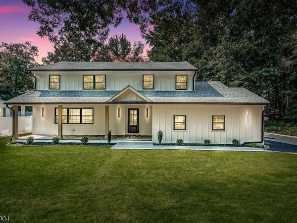 300 E Chestnut Ave, Metuchen, NJ 08840