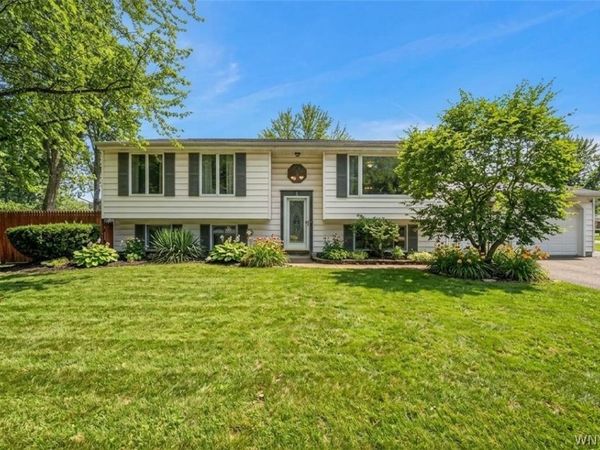 36 Altair Drive , Getzville, NY 14068