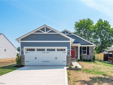 157 Potomac Drive, Elyria, OH 44035