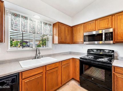 1660 Billow Drive, Sparks, NV 89441 Photo