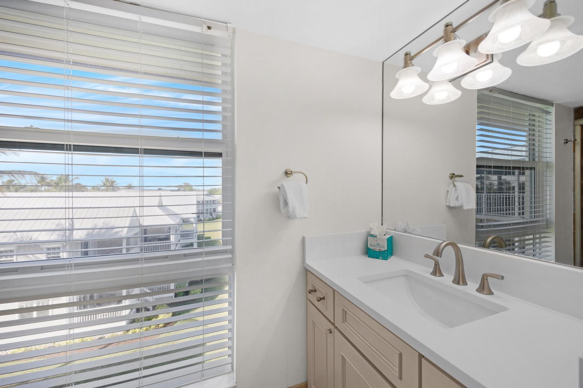 4402 Marina Villa Drive, Duck Key, FL 33050 Photo