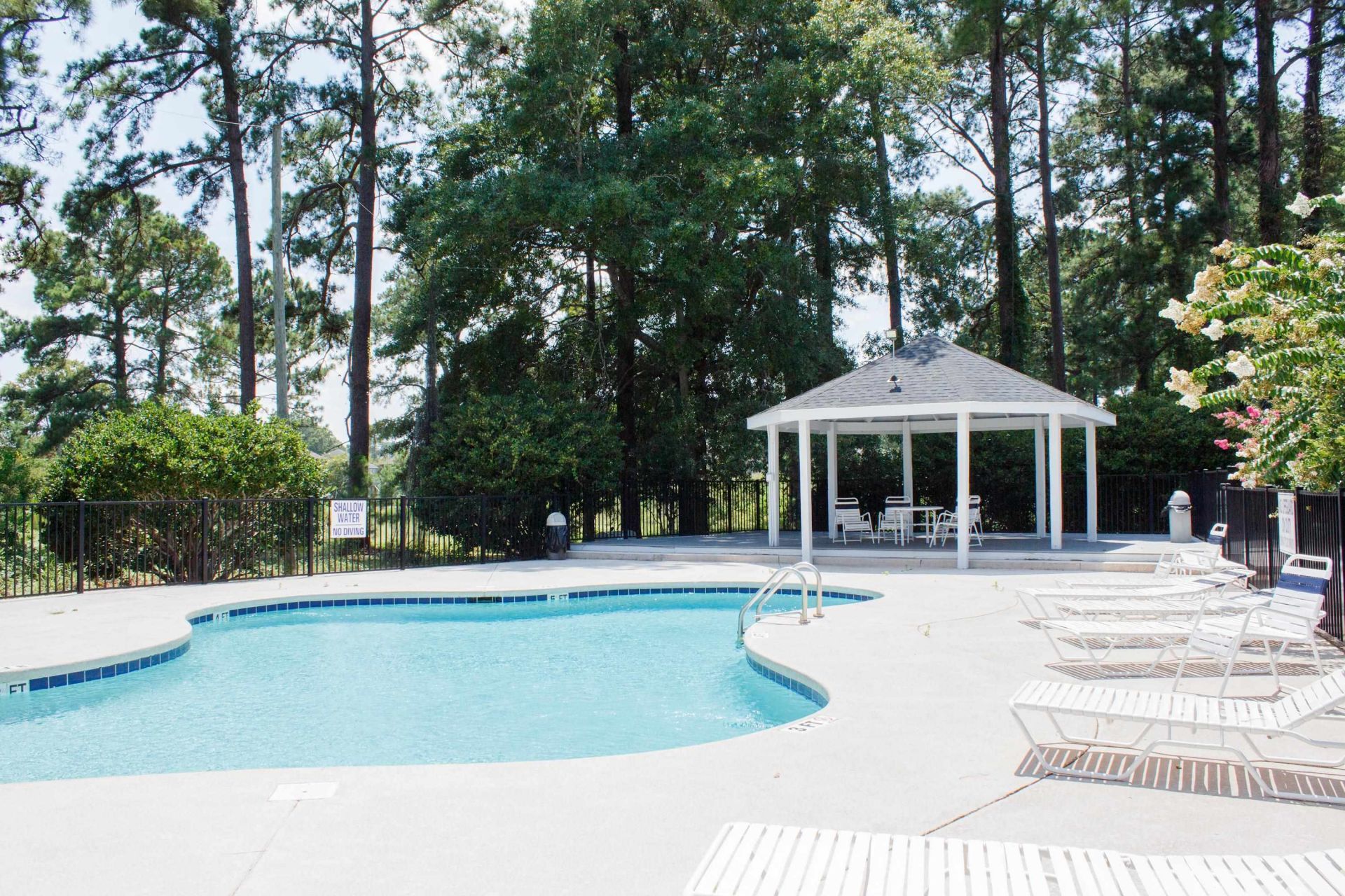 455 Fairway Village Dr.  Photo 4