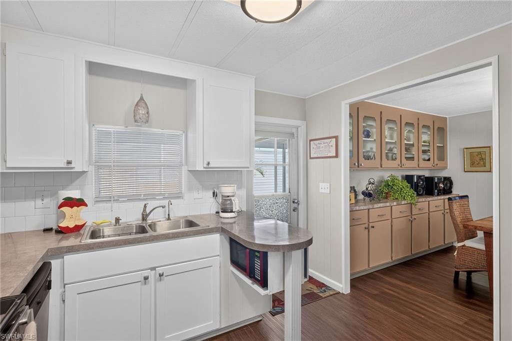 820 Peaceful Dr , North Fort Myers, FL 33917 Photo