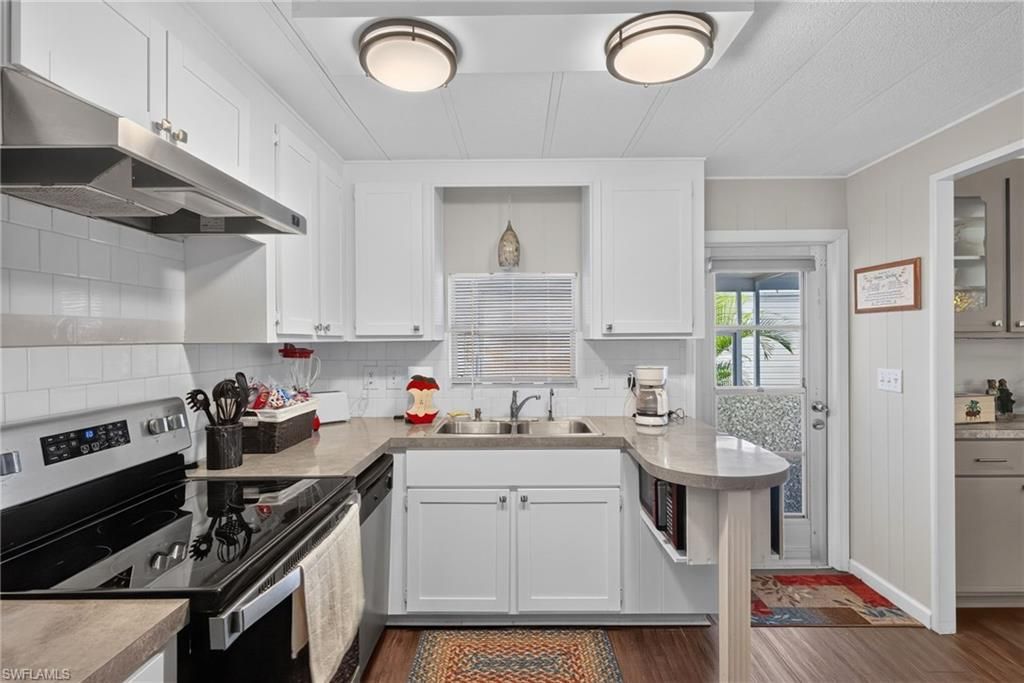 820 Peaceful Dr , North Fort Myers, FL 33917 Photo