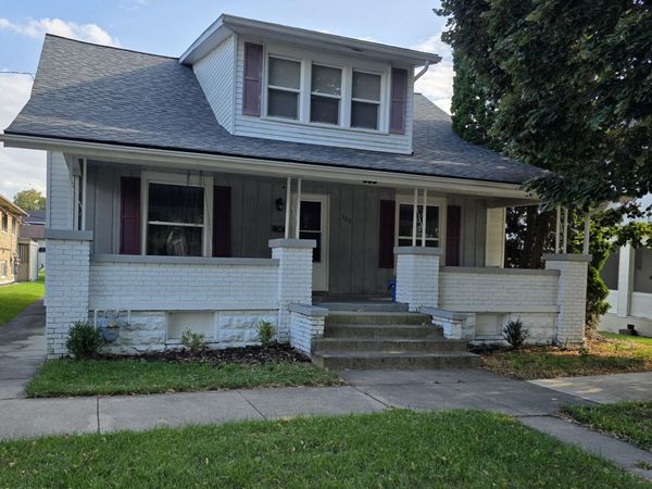 303 W Mechanic Street, Wapakoneta, OH 45895