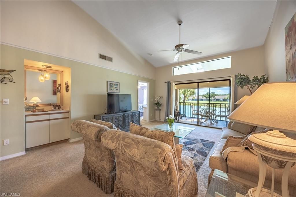 16351 Kelly Woods Dr, Unit 176, Fort Myers, FL 33908 Photo