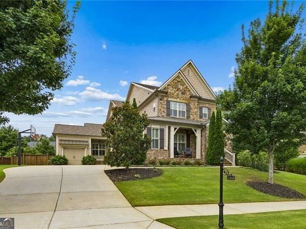 1045 Etris Manor Drive, Roswell, GA 30075