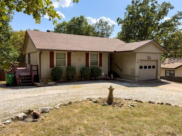 169 Cherokee Road, Cherokee Village, AR 72529