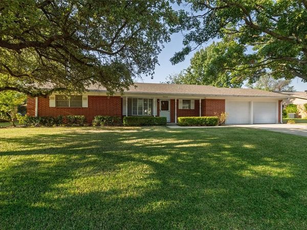 2002 Redbud Road, Gainesville, TX 76240