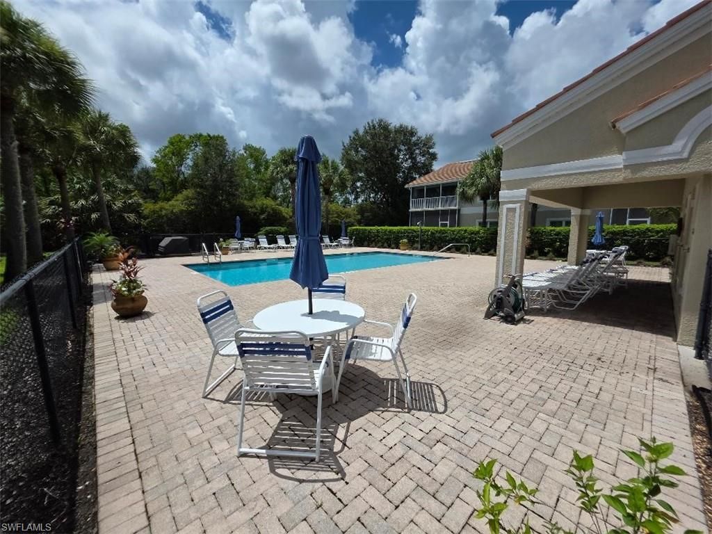 6355 Lexington Ct, Unit 201, Naples, FL 34110 Photo