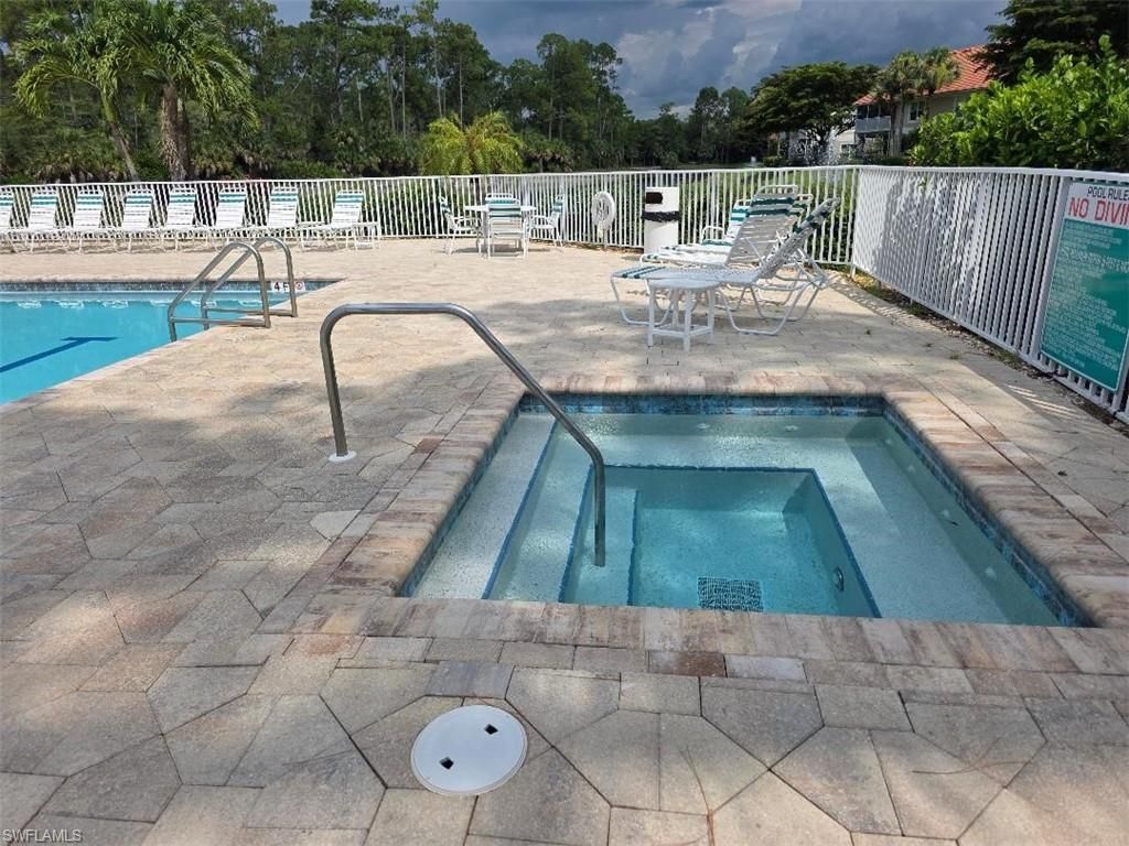 6355 Lexington Ct, Unit 201, Naples, FL 34110 Photo